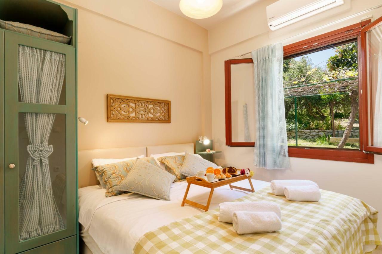 Lily'S Cottage Платанес Экстерьер фото